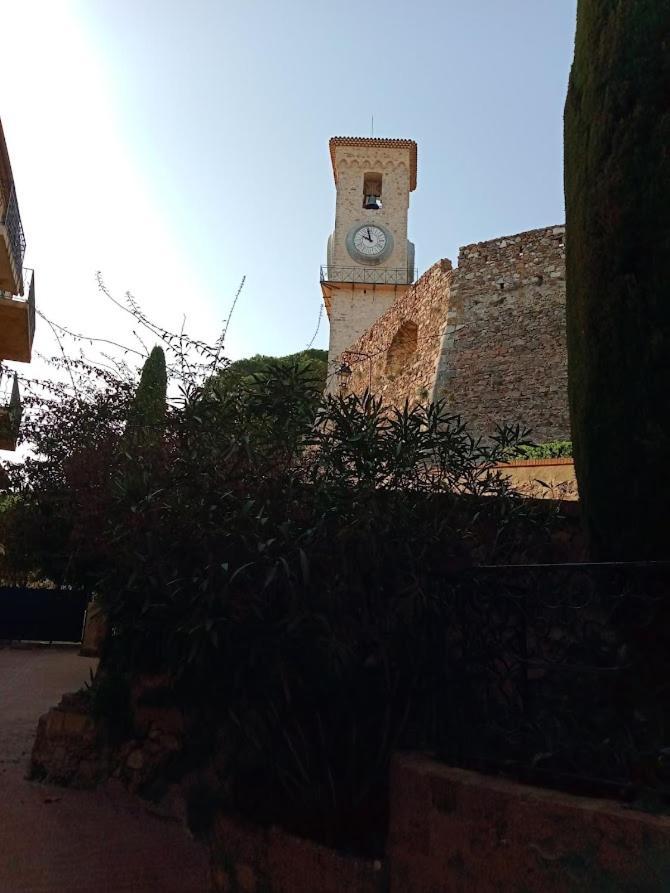 Cadre De Reve Mais Vous Faites Le Menage- Very Good Prices But You Have To Clea-N Th-E Flat Cannes Exterior photo
