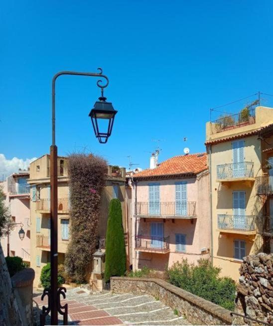 Cadre De Reve Mais Vous Faites Le Menage- Very Good Prices But You Have To Clea-N Th-E Flat Cannes Exterior photo